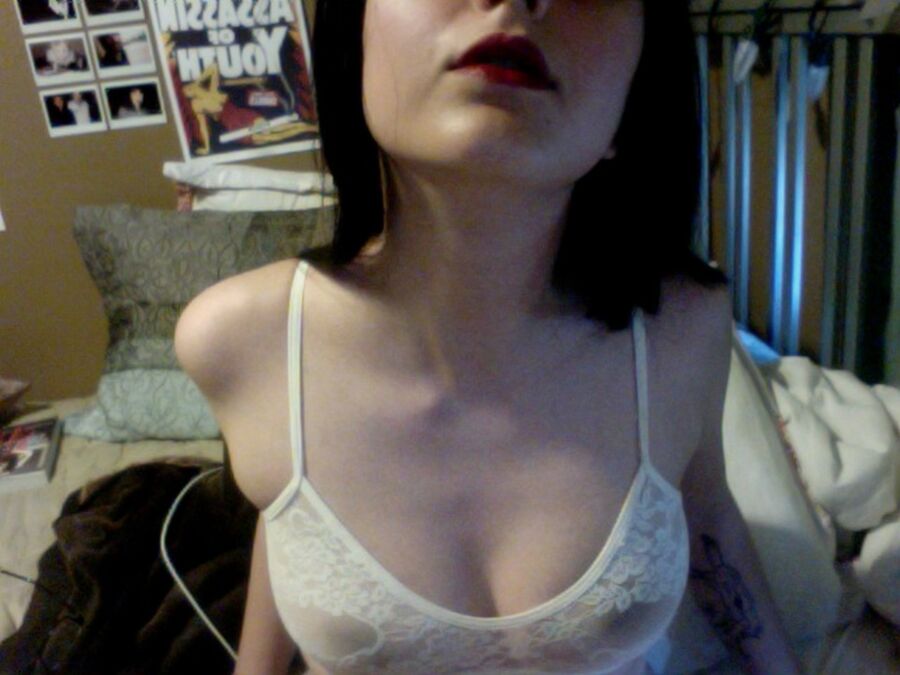 Busty webcam emo