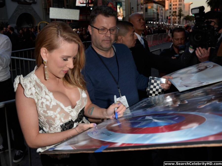 Scarlett Johansson - "Captain America : Le Soldat de l'Hiver" P