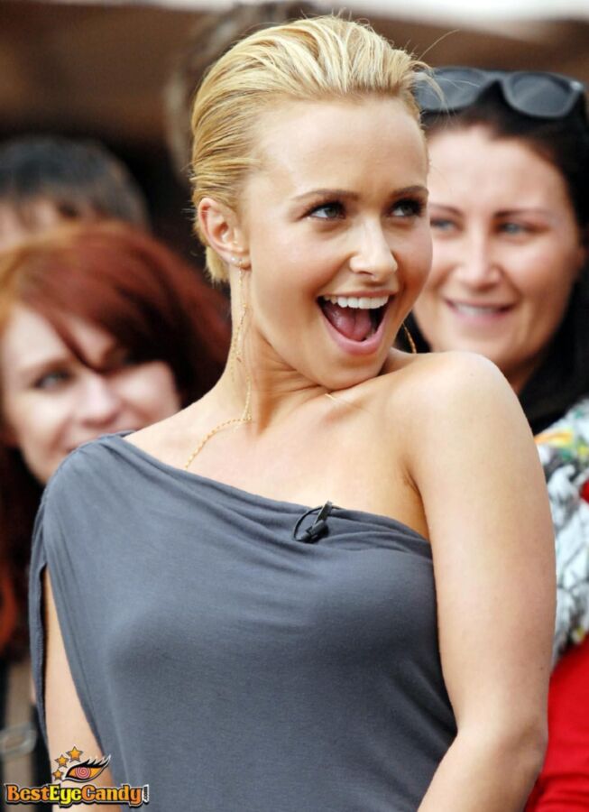 Hayden Panettiere (Red Carpet)