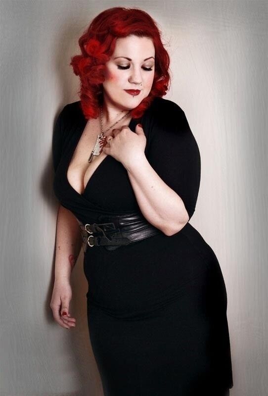 Plus-Size-Pinups