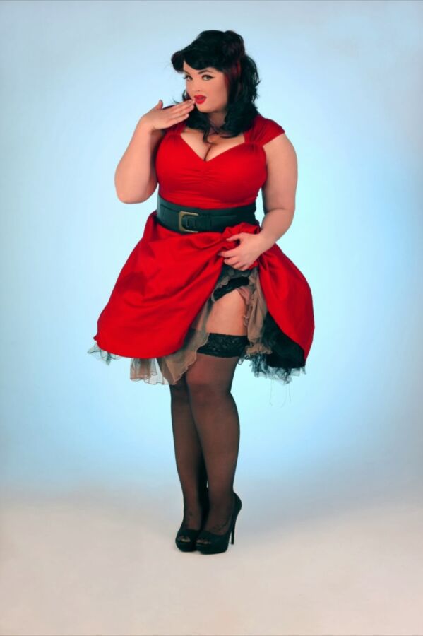 Plus-Size-Pinups