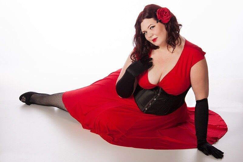 Plus-Size-Pinups