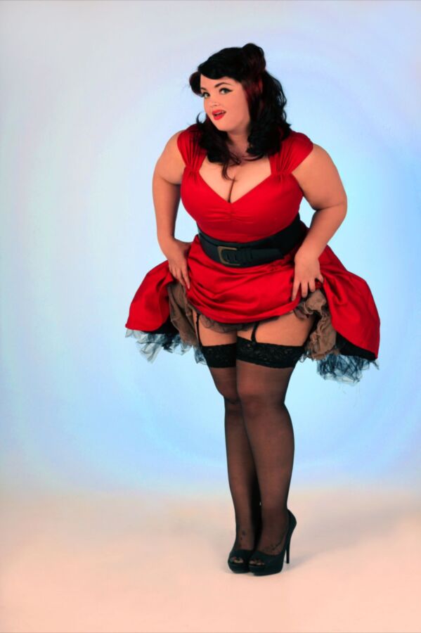 Plus-Size-Pinups