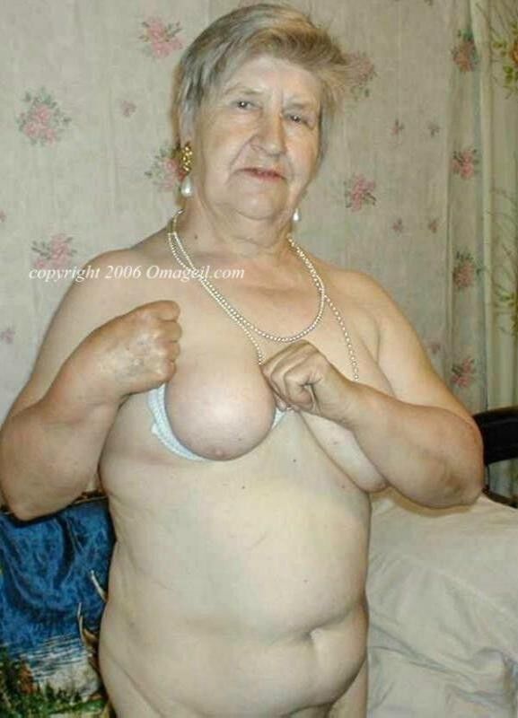 Eine sexy OMA