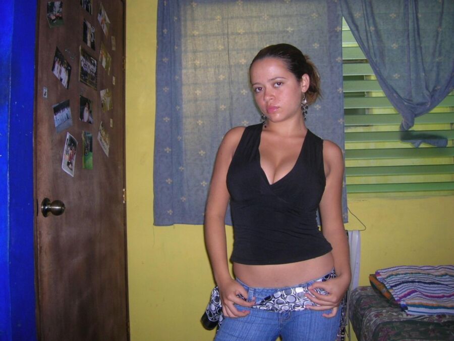 Busty Latina Amateur Teen