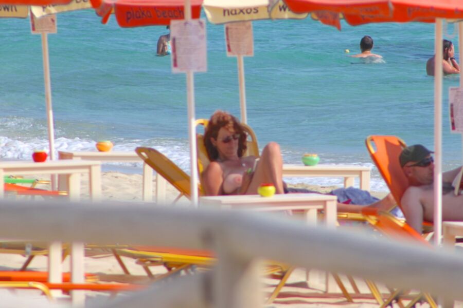 Redhead milf caught topless in Plaka beach, Naxos