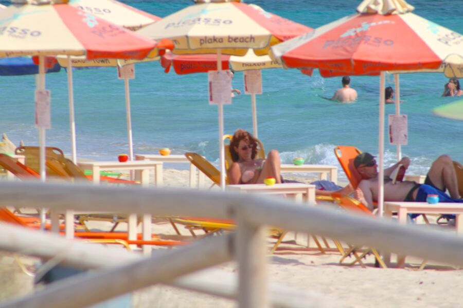 Redhead milf caught topless in Plaka beach, Naxos