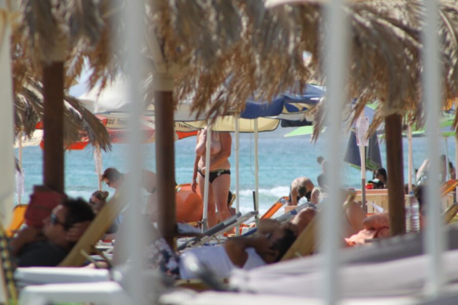 Redhead milf caught topless in Plaka beach, Naxos