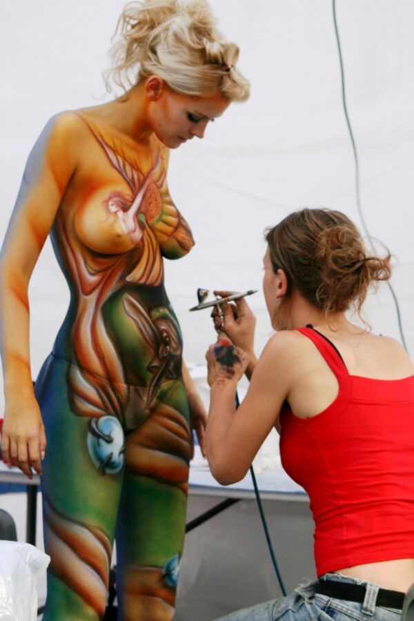 More Random Body Painting Pics