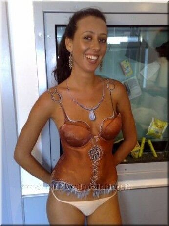 More Random Body Painting Pics