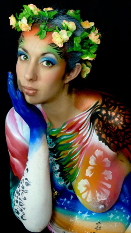 More Random Body Painting Pics