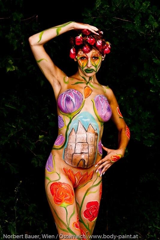 More Random Body Painting Pics