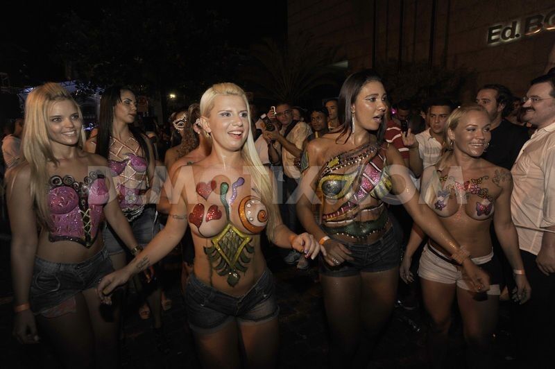 Mais garotas brasileiras!