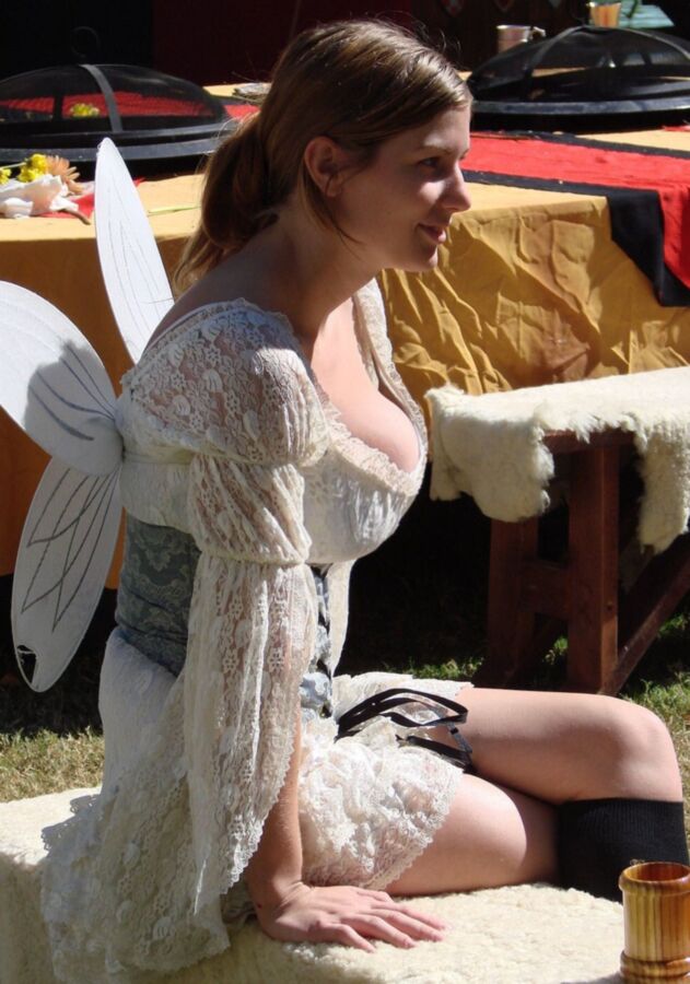 Ren Fair cleavage NN