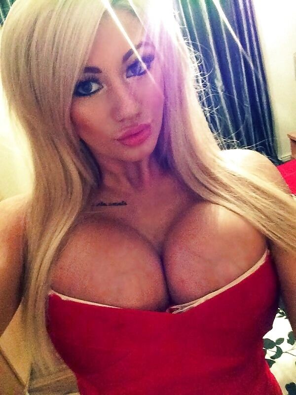 Sophie Dalzell - Big Tit Bimbo Collection