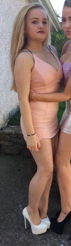 ¡La princesa ALISHA es la puta puta adolescente chav definitiva!