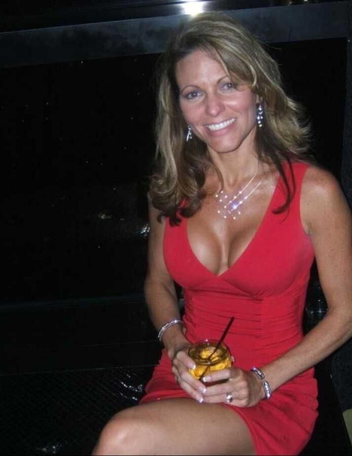 Brunette milf