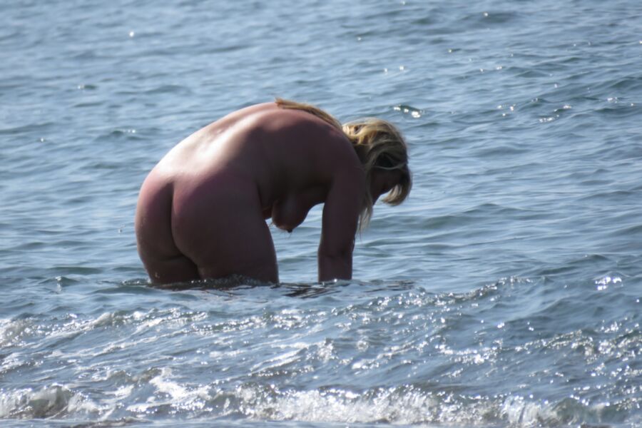 BBW esposa en la playa