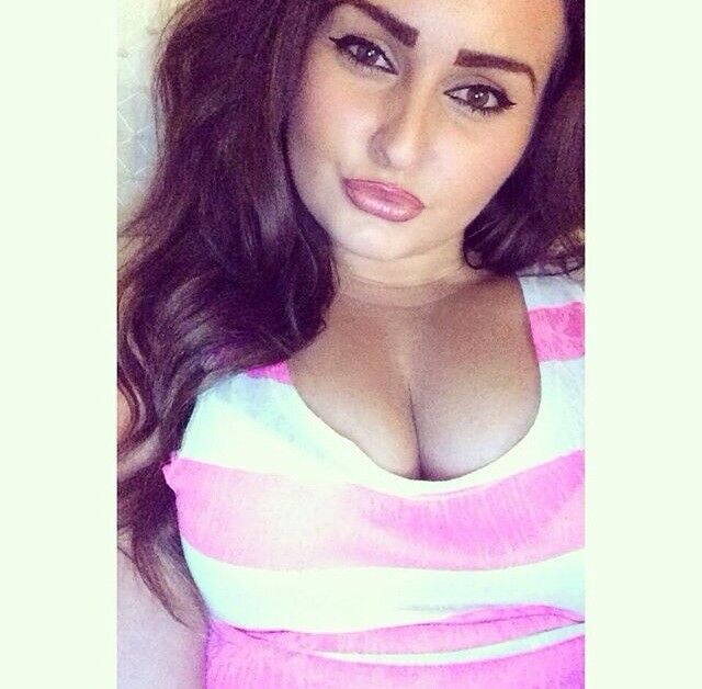 Sexy Belfast Irish BBW teen with big tits