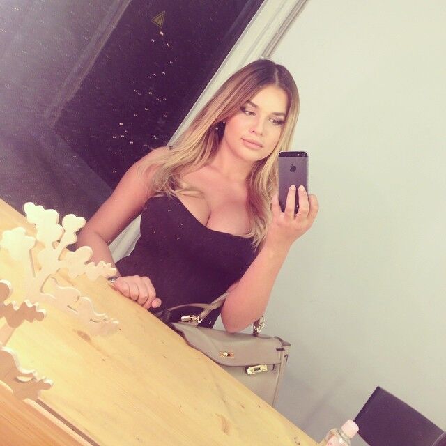 ANASTASIYA KVITKO Big tits boobs Goddess SELFIE QUEEN