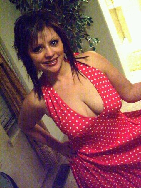 Busty MILF from Flagstaff