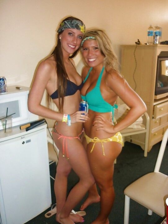 Sexy Spring Break Sorority sluts