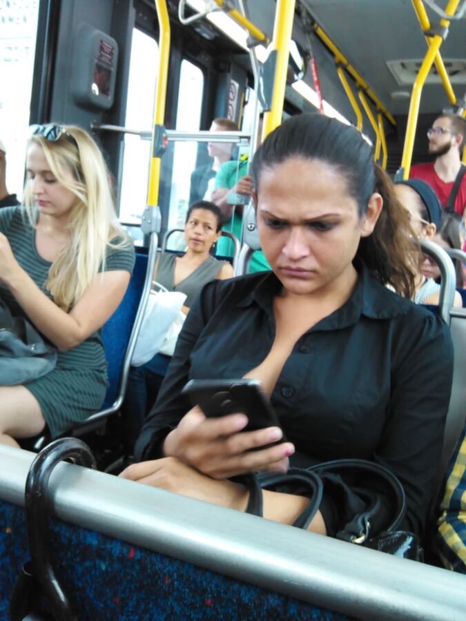 Sluts I saw on the bus today!