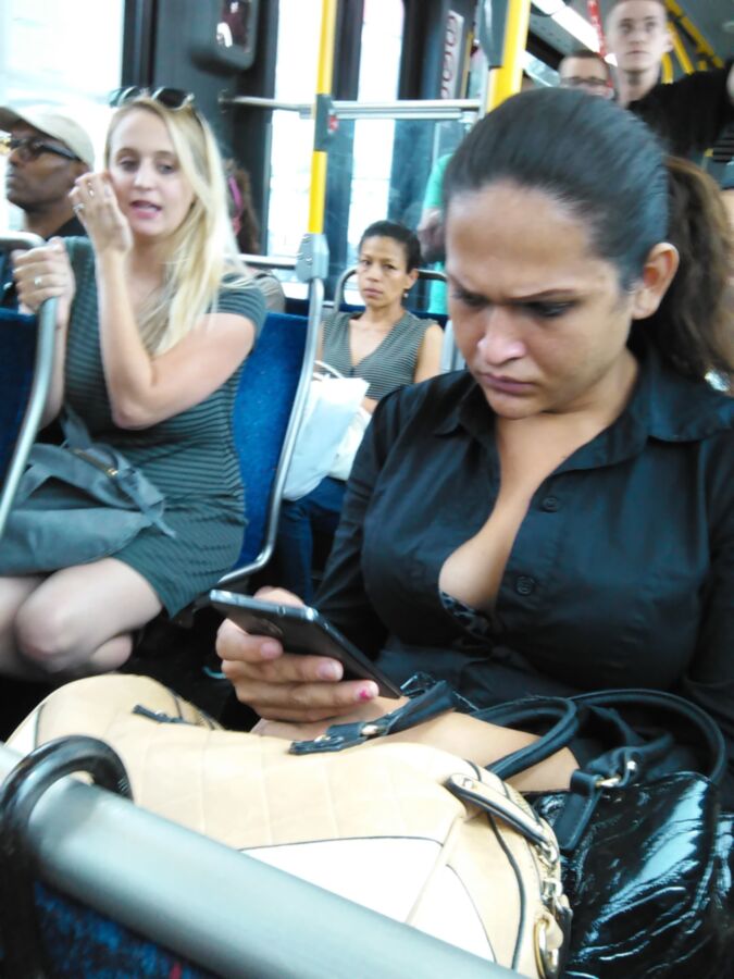 Sluts I saw on the bus today!