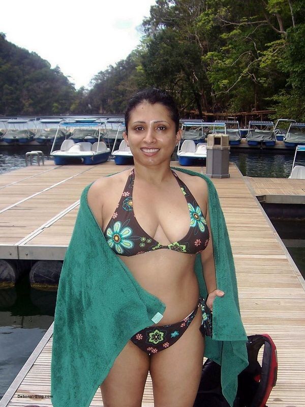 Indian sexy aunty