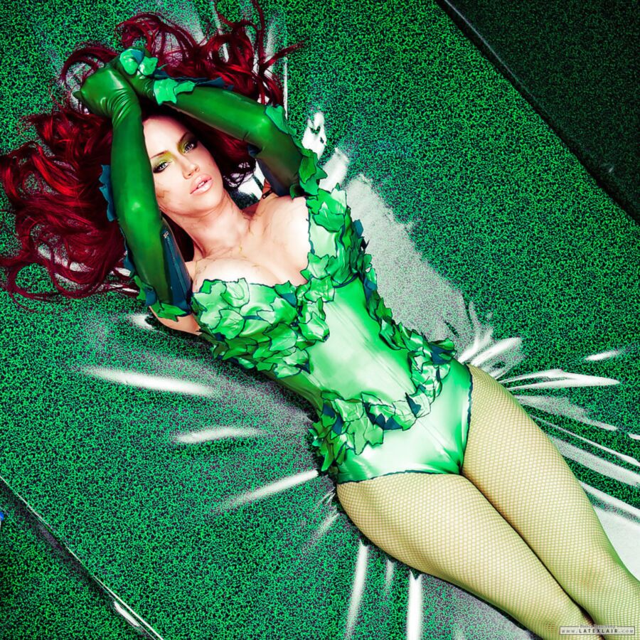 Poison Ivy Cosplay (Bianca Beauchamp)