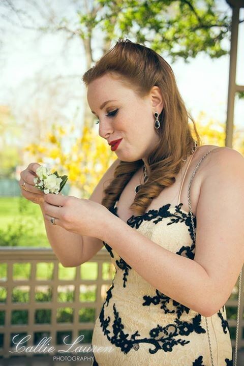 Fapbook: Grace goes to prom