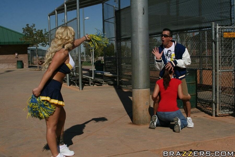 Shyla Stylez cheerleader DP