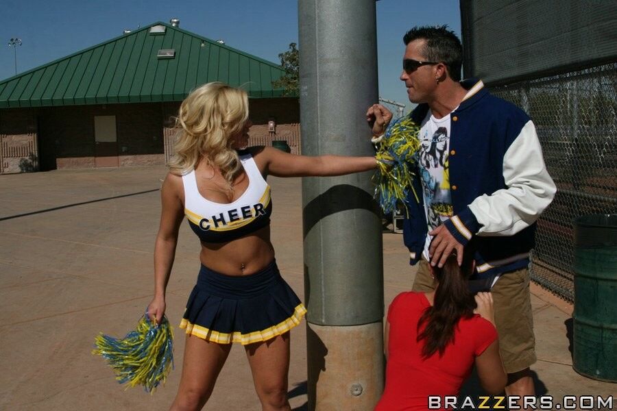 Shyla Stylez cheerleader DP