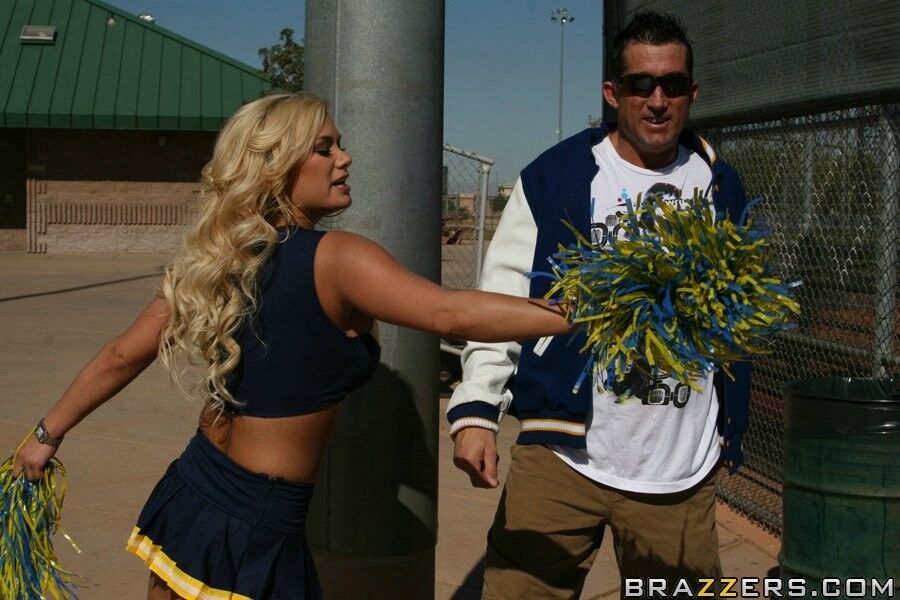 Shyla Stylez cheerleader DP