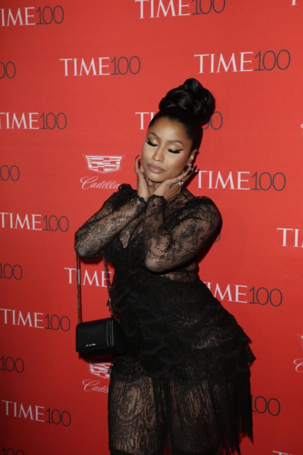 Nicki Minaj Dicker Arsch Dicke Titten (BH)