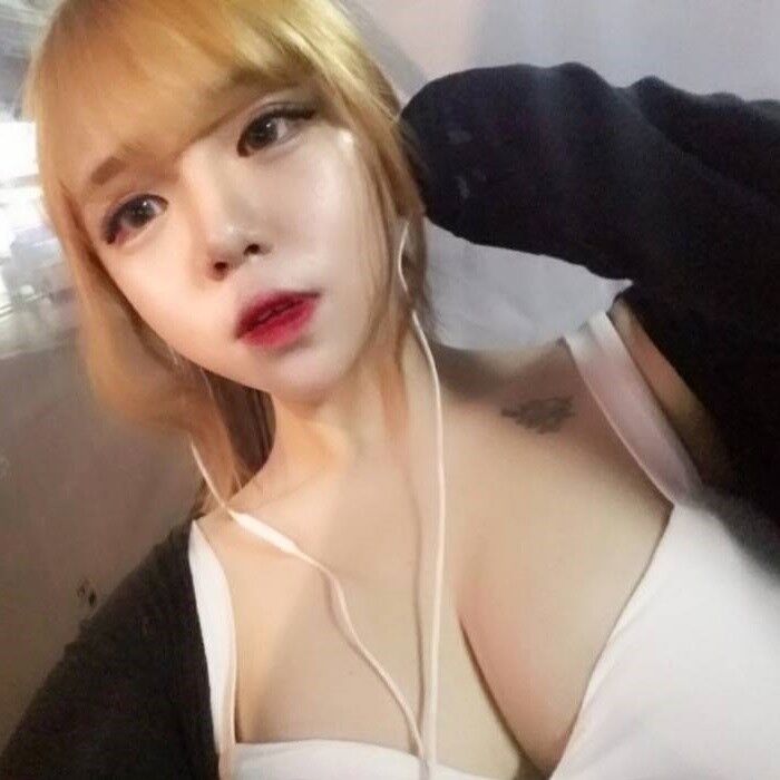 Big titted Korean whore Vanessa for degrade