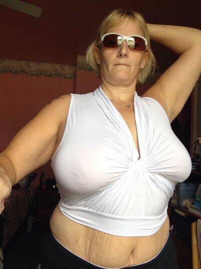 Nice big tit granny with smooth pussy