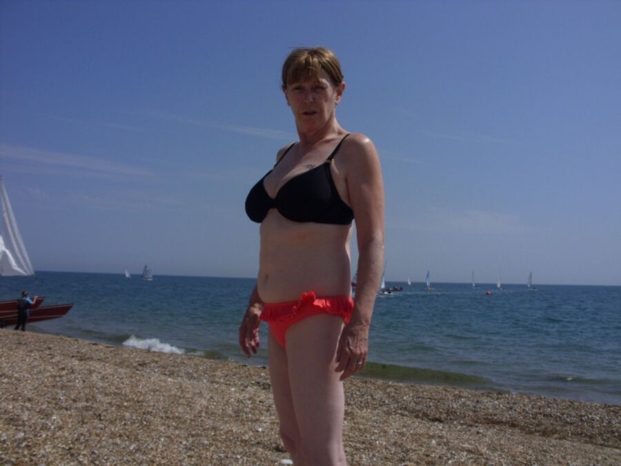 Amateur-MILF am Strand