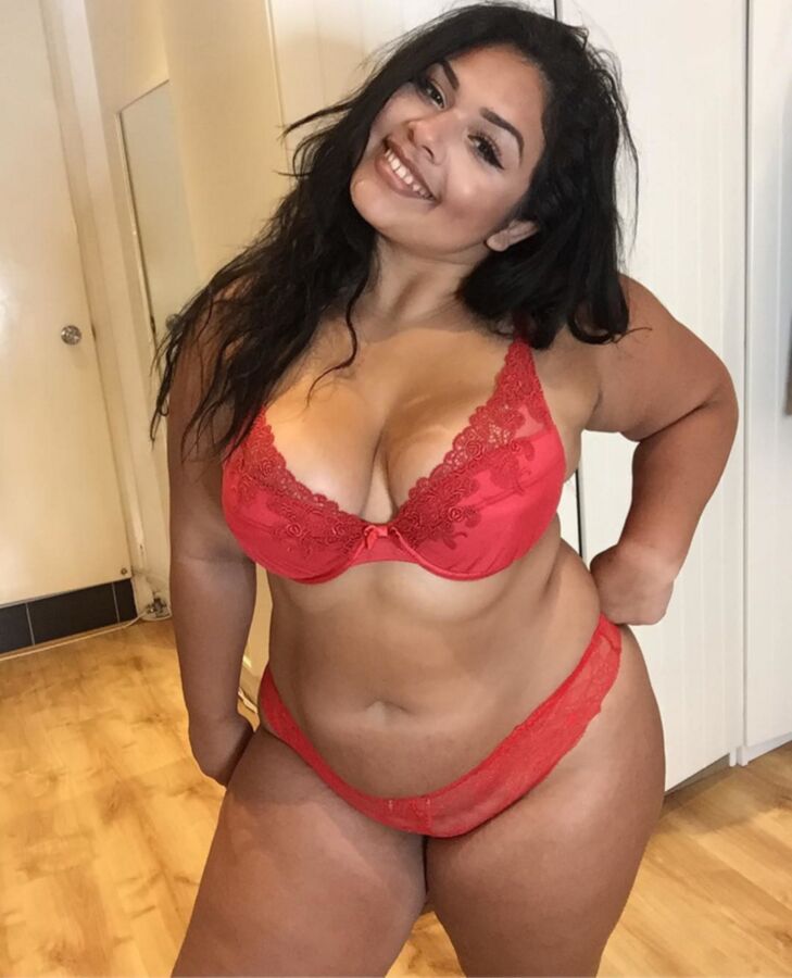 Chica gordita encantadora