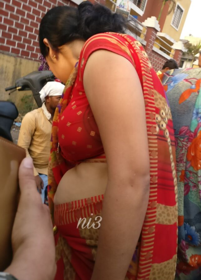 aunty without bra