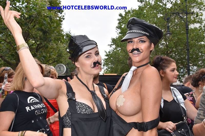 Micaela Schäfer – Topless en el Christopher Street Day en Be