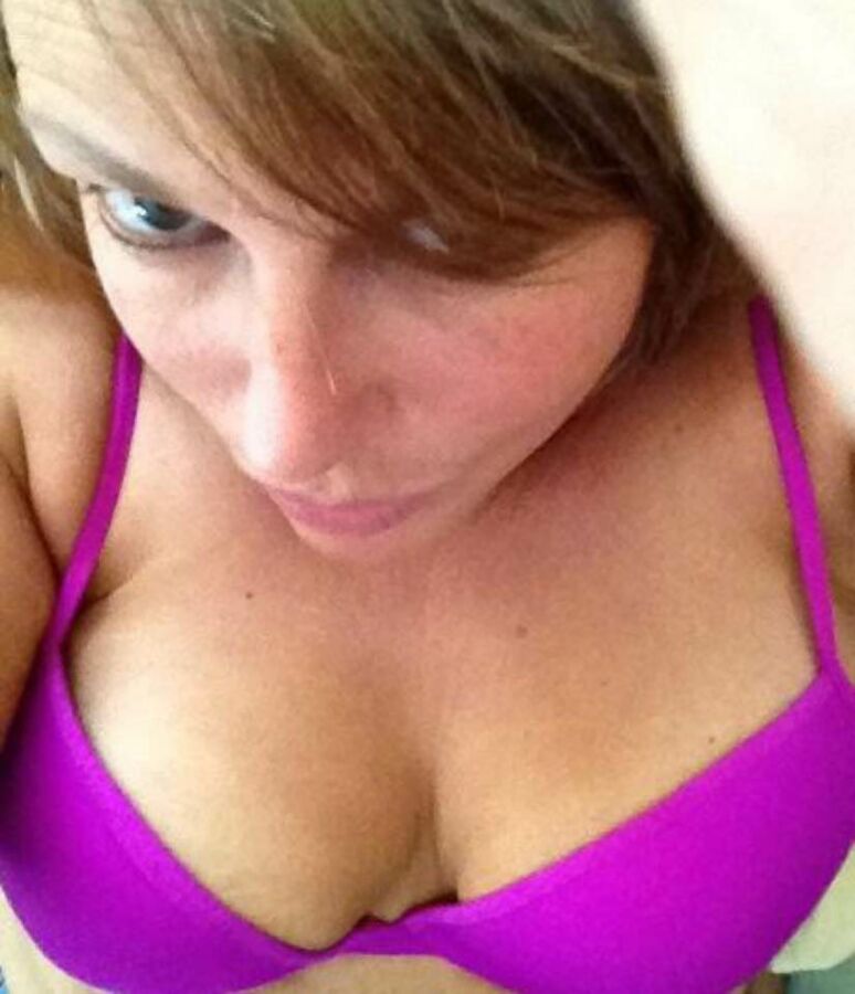 Busty MILF from USA