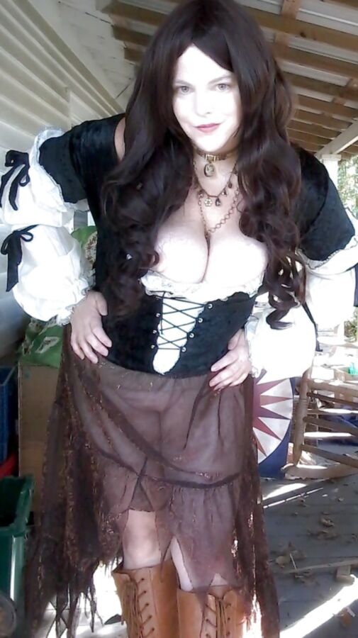 Halina interpreta el steampunk de halloween