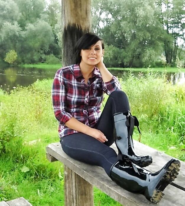 Boot Fetish Woman