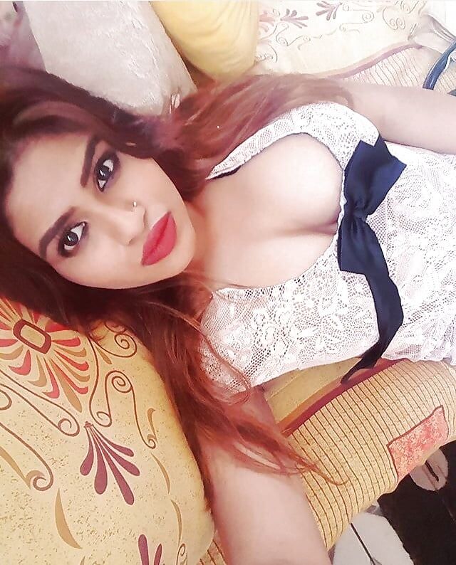 Gorgeous desi slut