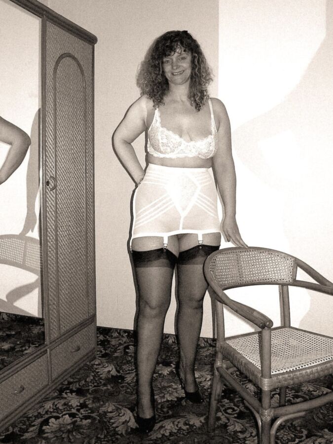 Monochrome Mom So Fucking Sexy in White Girdle