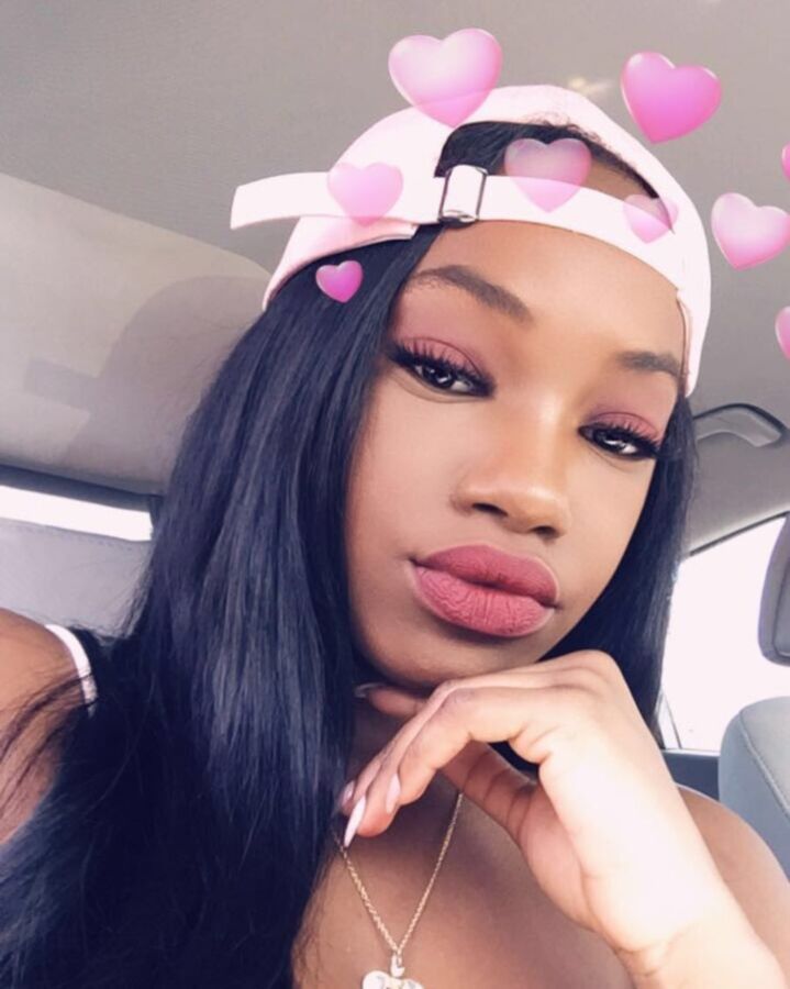 BUSTY BLACK TEEN KIM