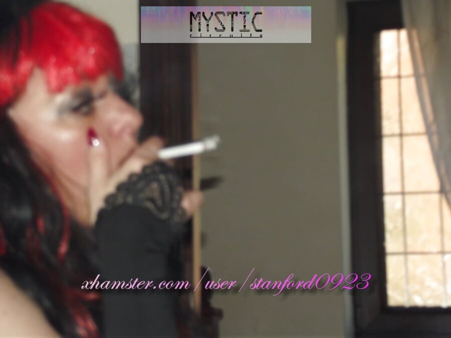 SMOKING MYSTIC