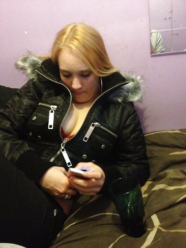 Chav Slag Blonde Gros Seins