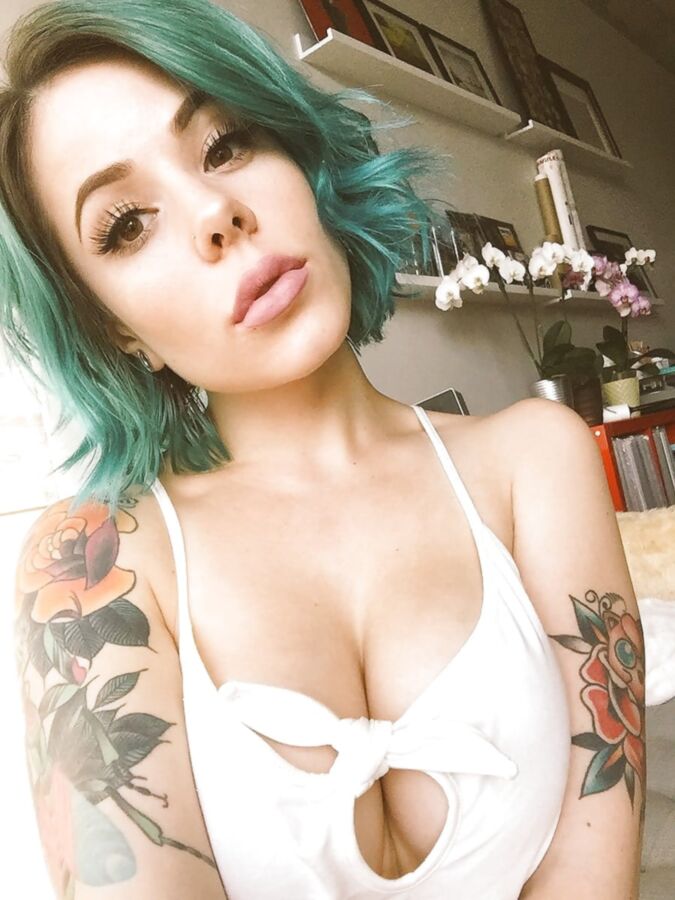 Camgirl Cortana Azul